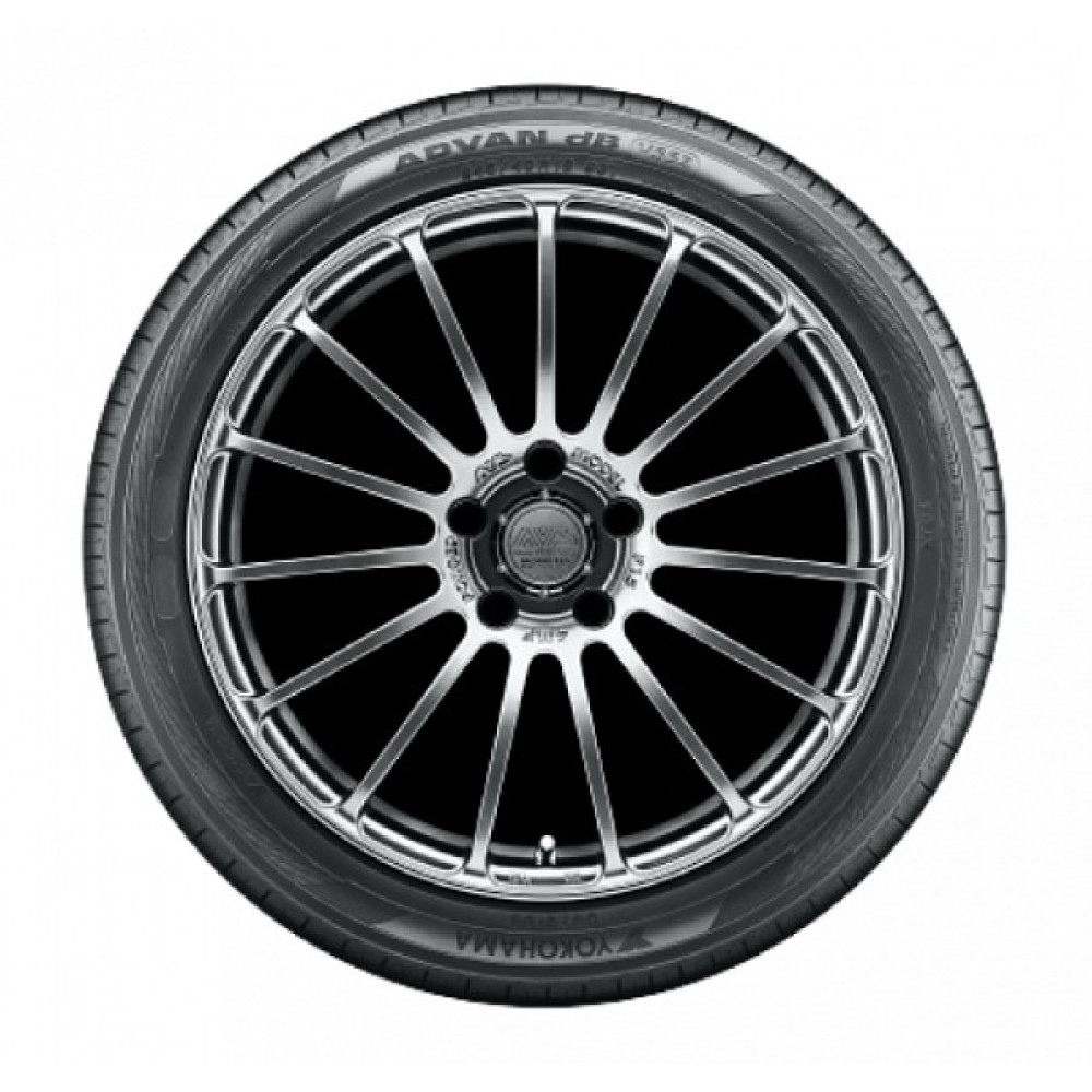 Легковая шина Yokohama Advan dB V552 215/55 R17 94W