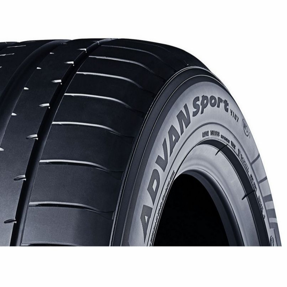 Легковая шина Yokohama Advan Sport V107 225/60 R18 104W