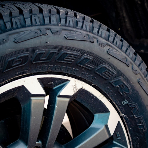 Легковая шина Bridgestone Dueler A/T 001 245/60 R18 105H
