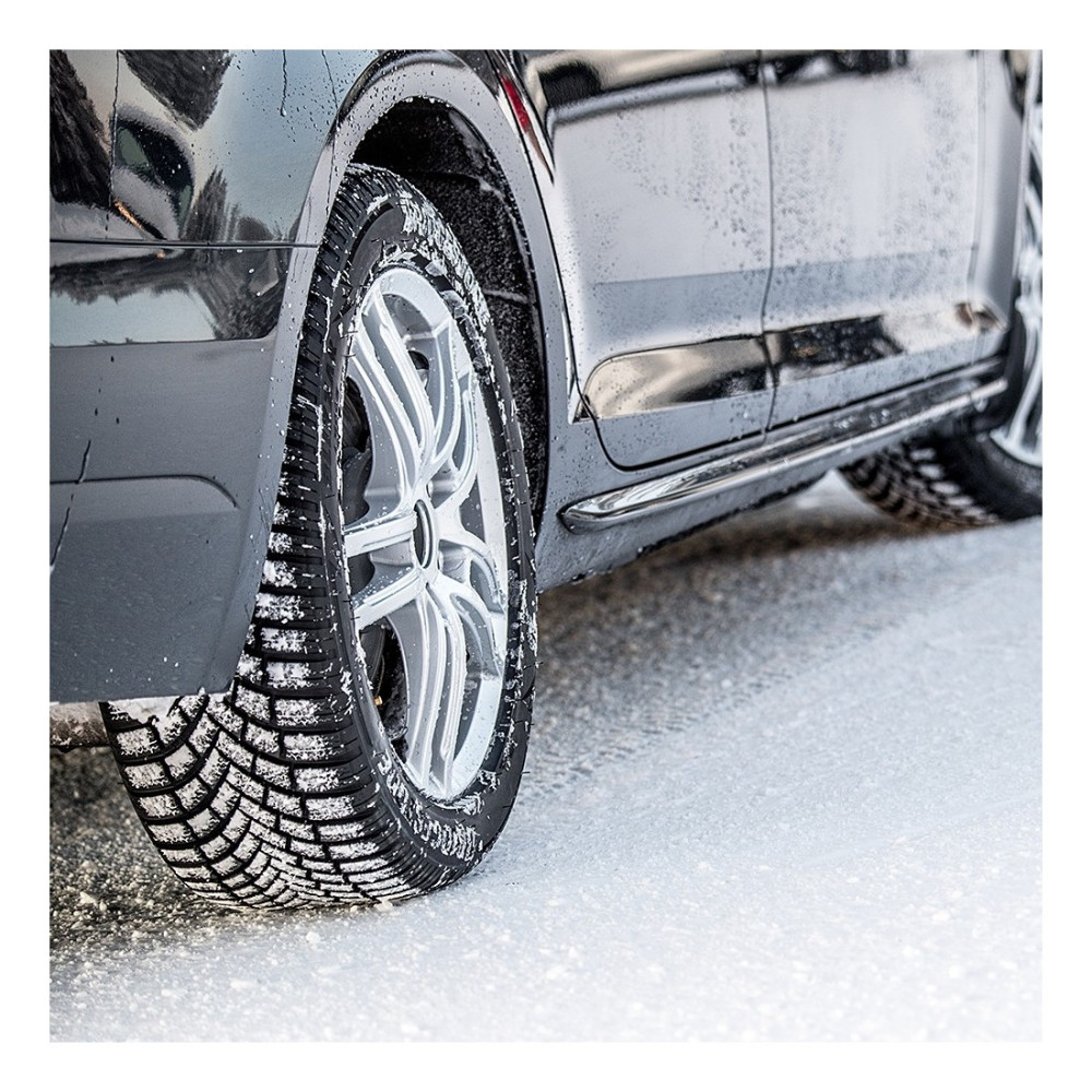 Легковая шина Bridgestone Blizzak LM005 275/45 R20 110V