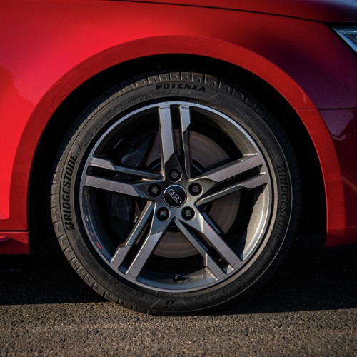 Легковая шина Bridgestone Potenza Sport 225/50 R17 98Y