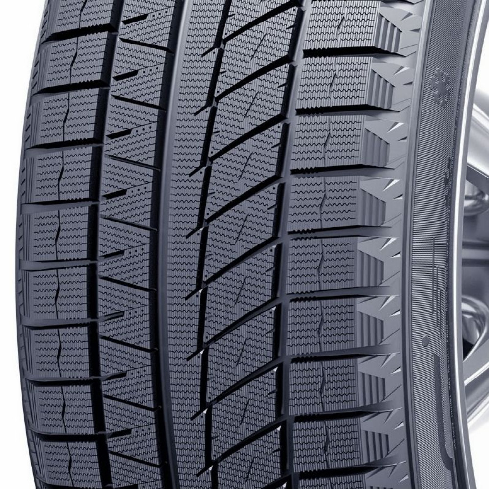 Легковая шина Sailun Ice Blazer Arctic Evo 275/45 R21 110V