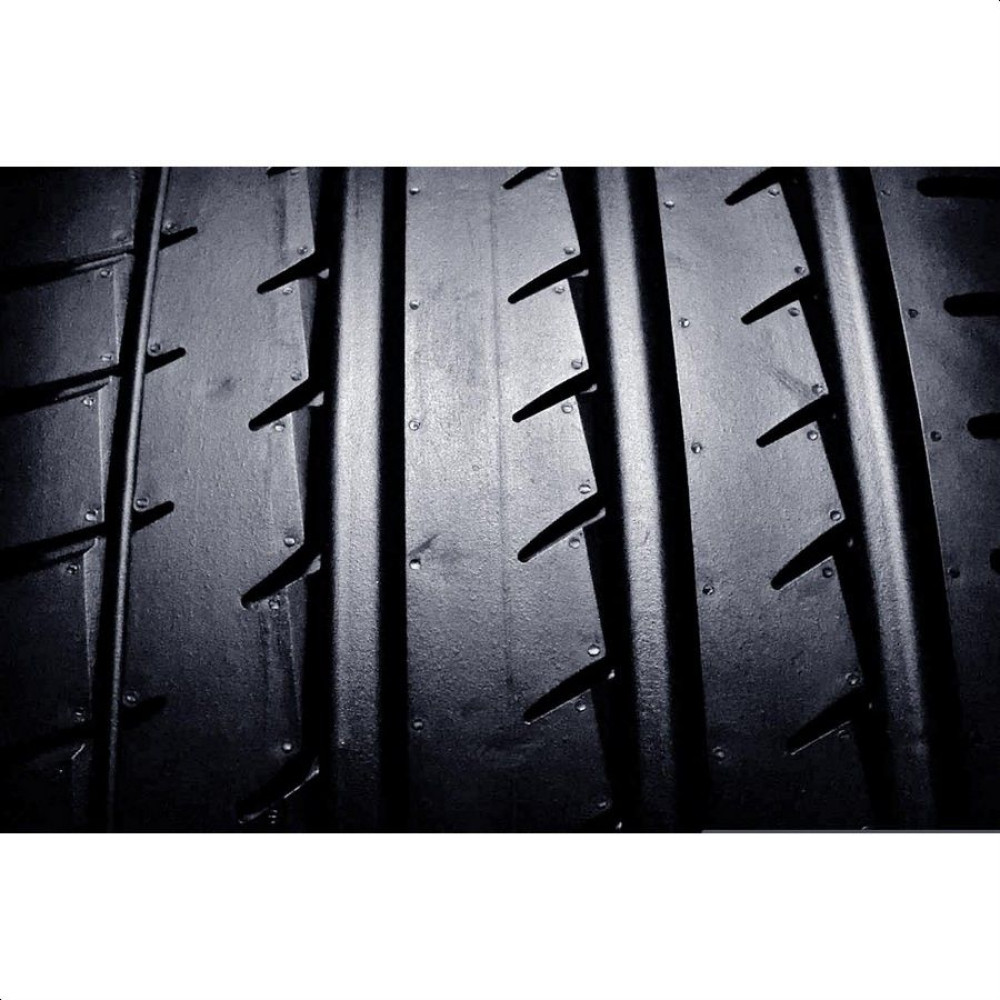 Легковая шина Yokohama Advan Sport V105T 285/45 R21 113Y