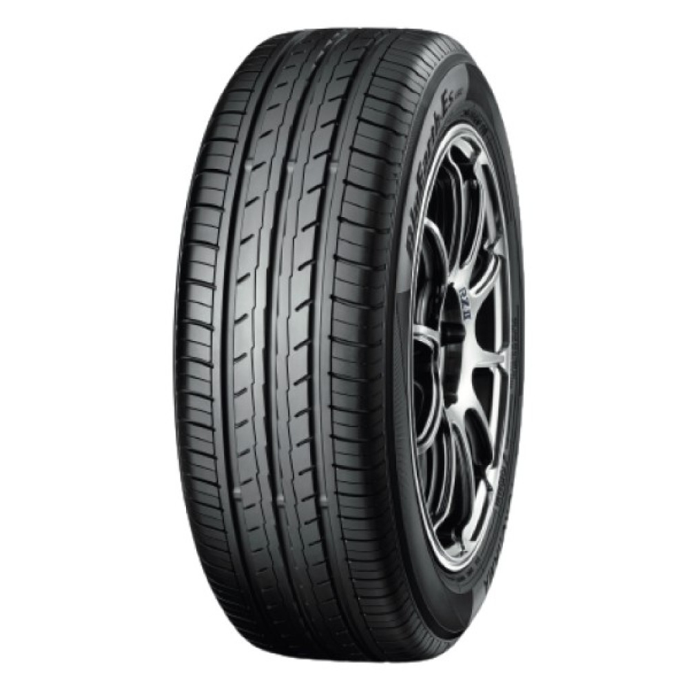 Легковая шина Yokohama BluEarth-Es ES32A 235/45 R17 97V