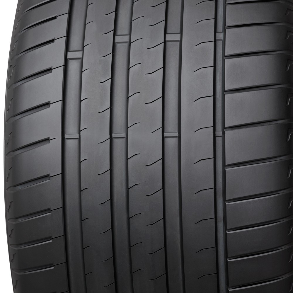 Легковая шина Bridgestone Potenza Sport 255/30 R19 91Y