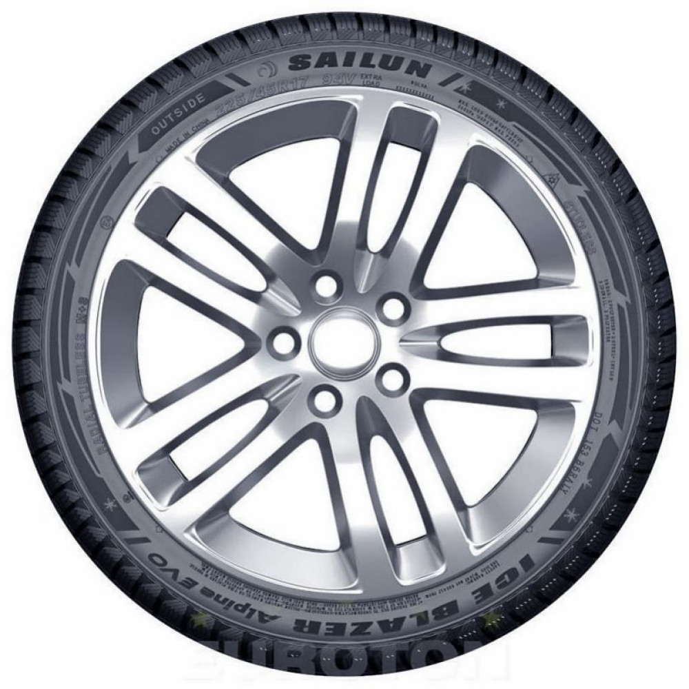 Легковая шина Sailun Ice Blazer Alpine Evo 215/50 R17 95V